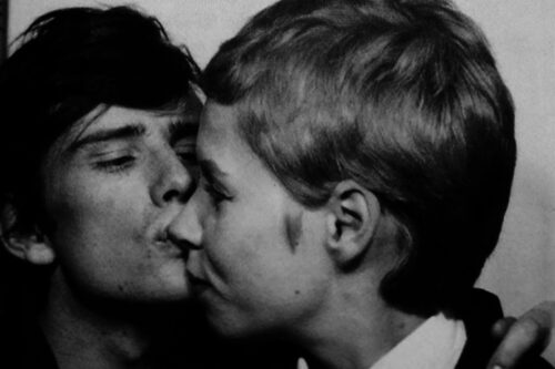 Astrid And Stuart In A Photo Booth Astrid Kirchherr 31034924 694 679 Large