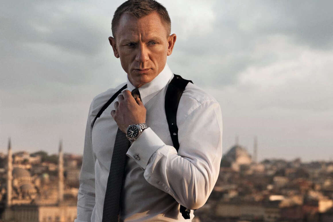 James Bond Daniel Craig Watch